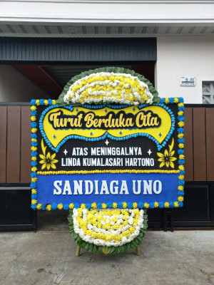 Papan Bunga Duka di Pematang Wangi